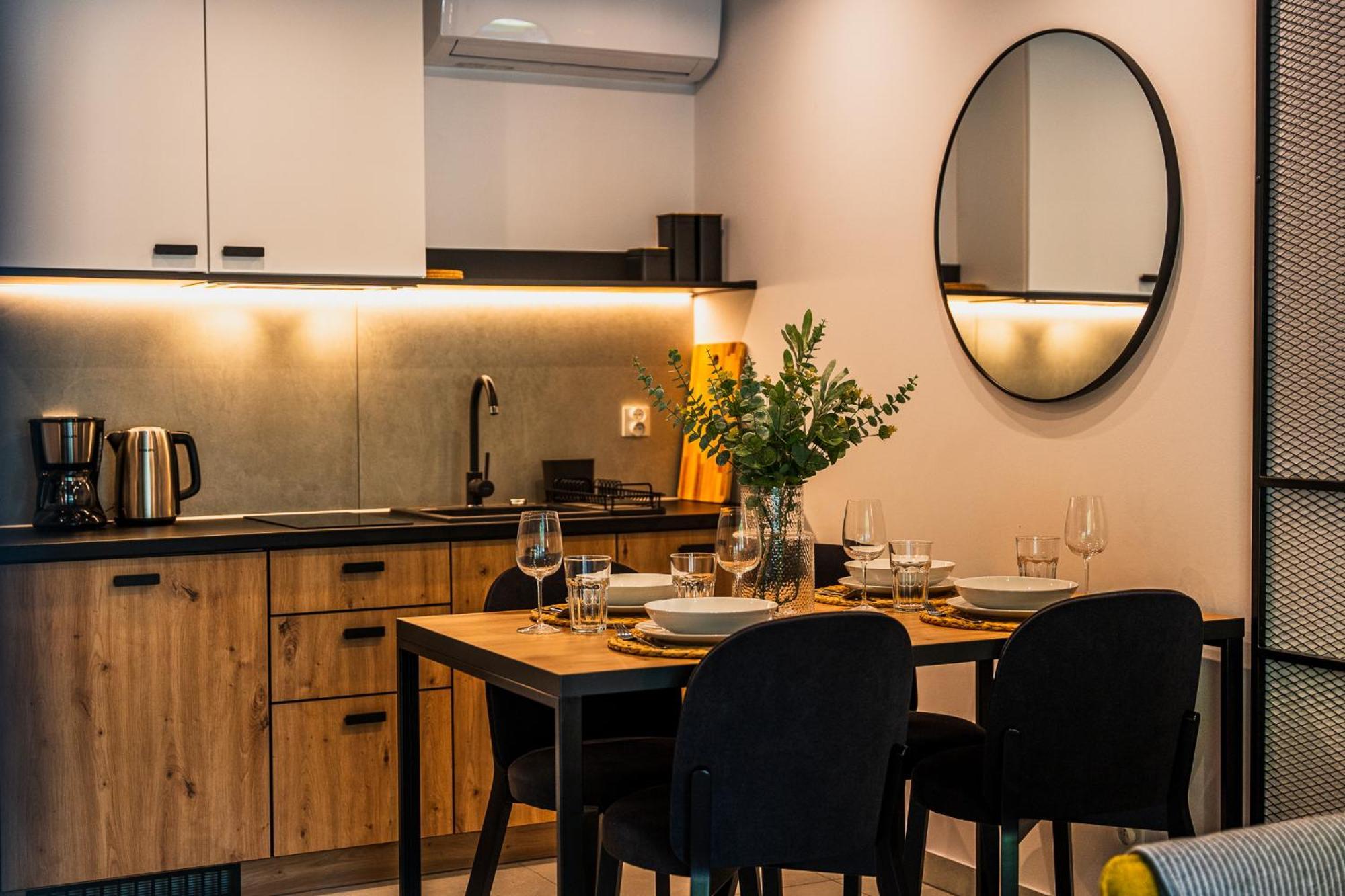 Apartament Vacationclub - Port 002 *